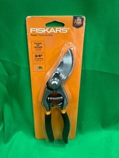 FISKARS PRUNER Shears Forged for Strength Standard Pruning 3/4 Cut Capacity E9