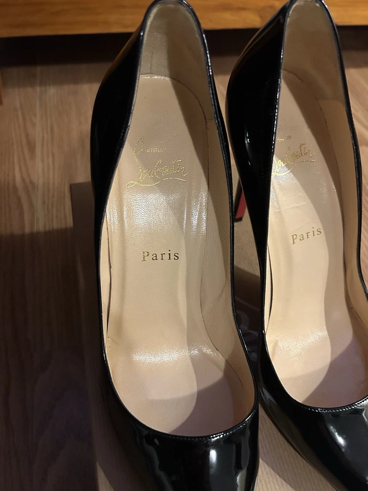 Christian Louboutin Women's Patent Pigalle Stiletto Heels Pumps - Image 3 of 4