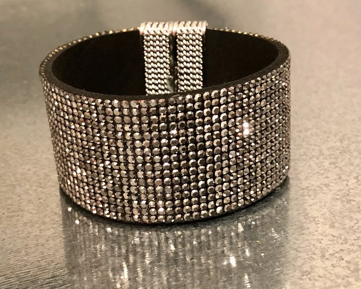 Suede Leather Gunmetal Black Bracelet made w Swarovski Crystal Magnetic Clasp