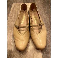 Salvatore Ferragamo heels size 7
