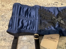 Agent Provocateur "STEPHANEE" Suspender Belt Size 2 Brand New with Tags