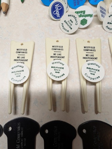 VINTAGE GOLF LOT -18 DUNLOP DDH3 BALLS/3D STAND/DIVOT TOOL/MARKERS/PENCILS - NIB - Picture 13 of 17