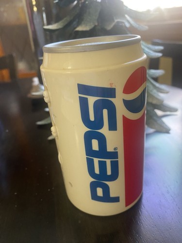 Pepsi AM/FM Clock Radio With Alarm Preowned