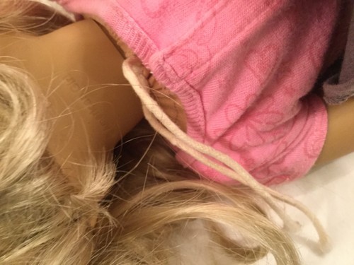American Girl Doll 2012 Blonde Hair Green Eyes wearing True Spirit Outfit - Picture 7 of 7