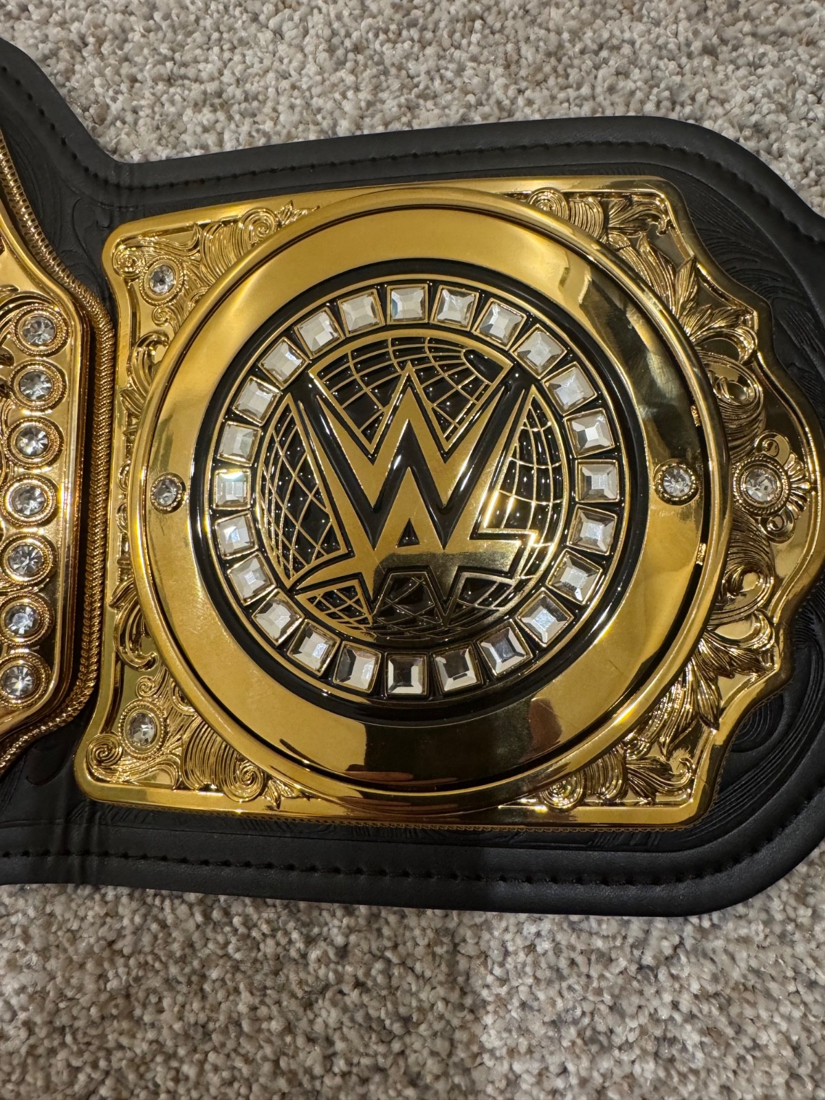 WWE SHOP World Heavyweight Championship Authentic Replica