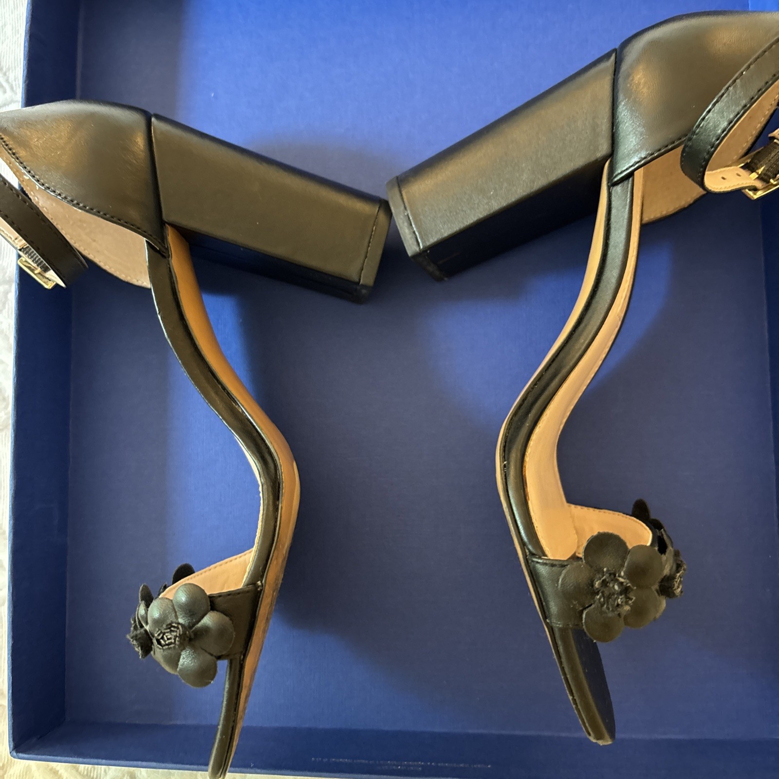Avec Les Filles Women's Ankle Strap Black Leather Sandals Size 6 USED image 9