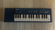 Vintage Yamaha Portasound PSS-30 Electronic Keyboard