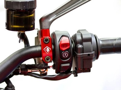 DBK CVS02D SCZ Bremspumpe aufrecht BREMBO M8 Left Ducati MONSTER 696 2008 2014