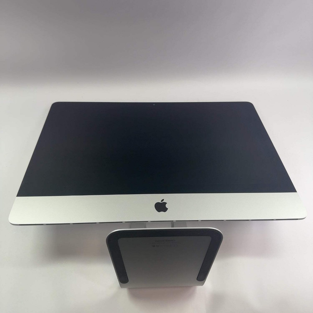 2019 Apple iMac 21.5