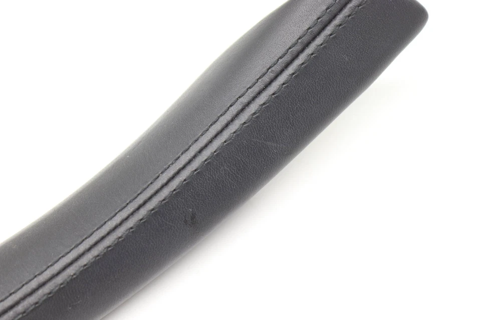 BMW M6 2012-2015 4,4 L - Manija de puerta delantera derecha / Tire 8052536 Foto 3 de 4