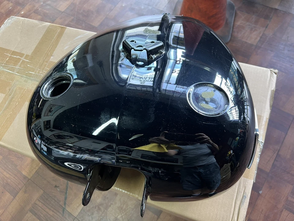 Harley Davidson Softail Slim Heritage Fat Boy 2018+Up OEM M8 tanque de combustible gasolina Foto 2 de 4