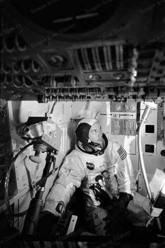 8x10 Print NASA Michael Collins Command Module Simulator Apollo 11 1969 ...