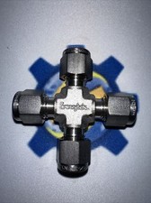 Swagelok 1/4" Tube Stainless Steel Cross SS-400-4 New