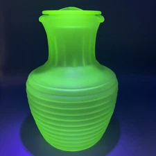 VTG 1930s Frigidaire Uranium Glass Green Iced Tea Server With Lid **Chip See Pic