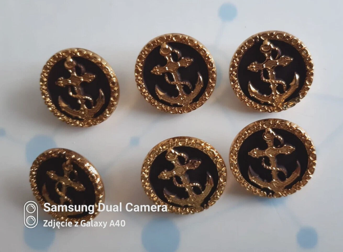 LOUIS VUITTON（LV） Bottone Louis Vuitton prezzo per 6 pz taglia 22 mm marrone oro