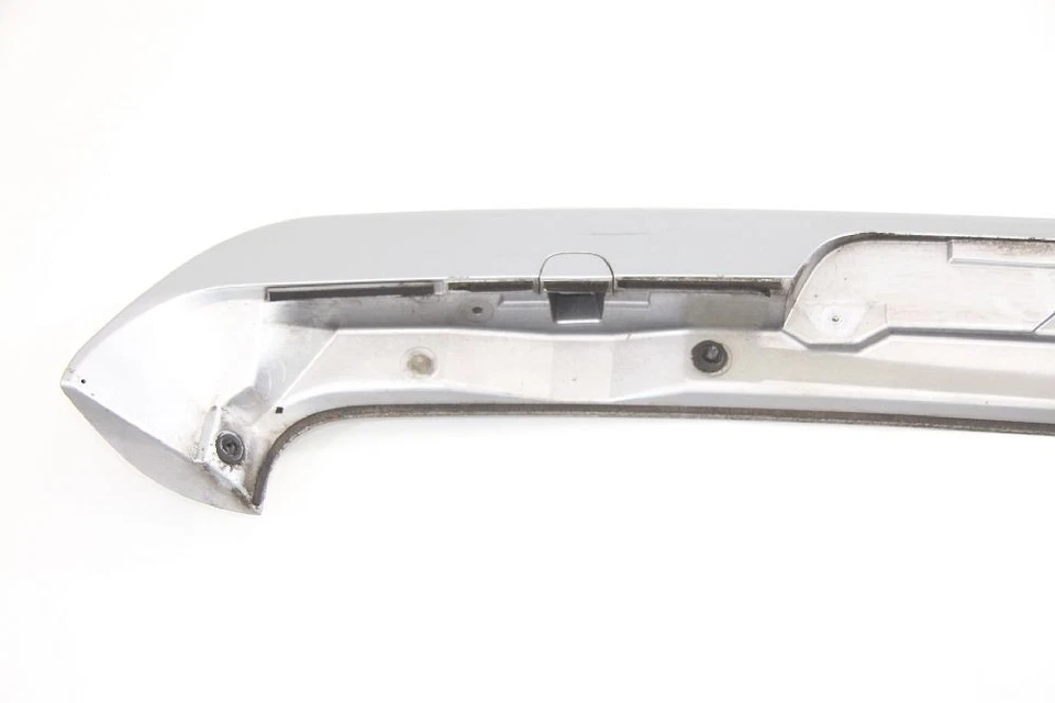 Alerón trasero Mitsubishi GRANDIS MN129304 MN129374HB 10-2007 Foto 4 de 4