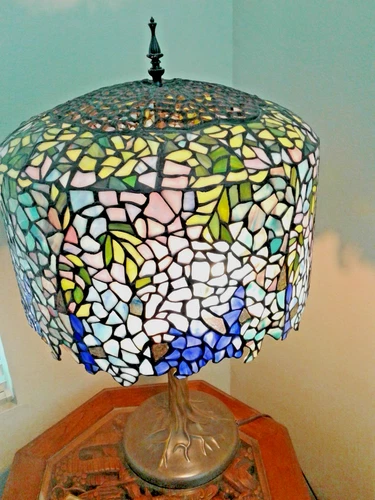 Tiffany "Style" Vintage Table Lamp, Stained Glass & Bronze "Excellent Condition"