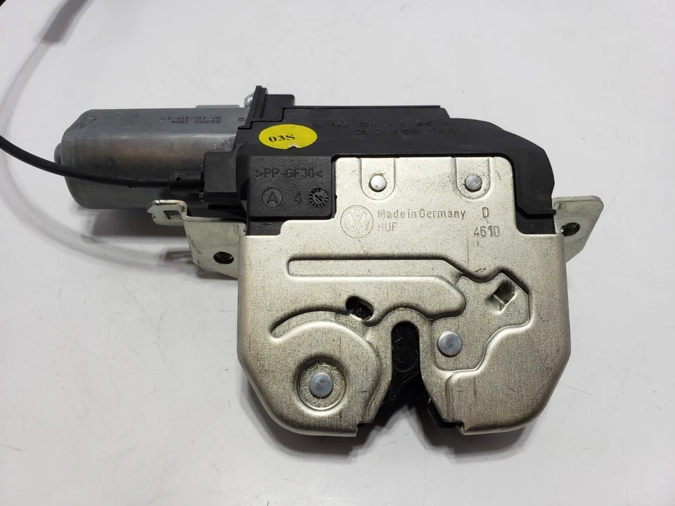 ✅ Actuador de bloqueo de pestillo de tapa de maletero puerta trasera Porsche Cayenne 958 2011-2018 OEM Foto 2 de 4