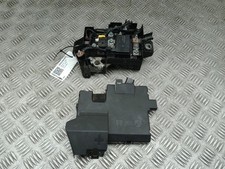 VOLVO XC40 BATTERY FUSE RELAY BOX 2.0 DIESEL 32200216 32200335 MK1 2018-2024