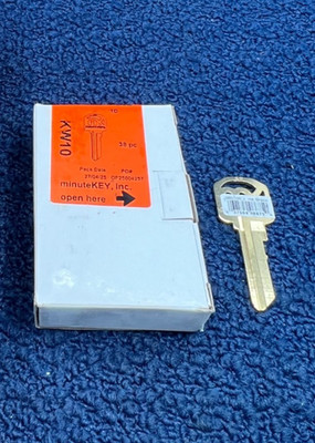 (QTY 38) MINUTEKEY Inc. KKWBCB00001BRAS Brass Key Blanks KW10