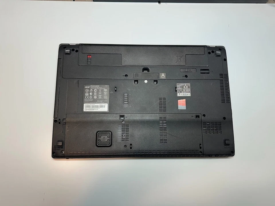 Acer Travelmate Serie P653 - Core i7 - 8GB RAM - 500GB HDD - SOLO REPUESTOS Foto 3 de 3