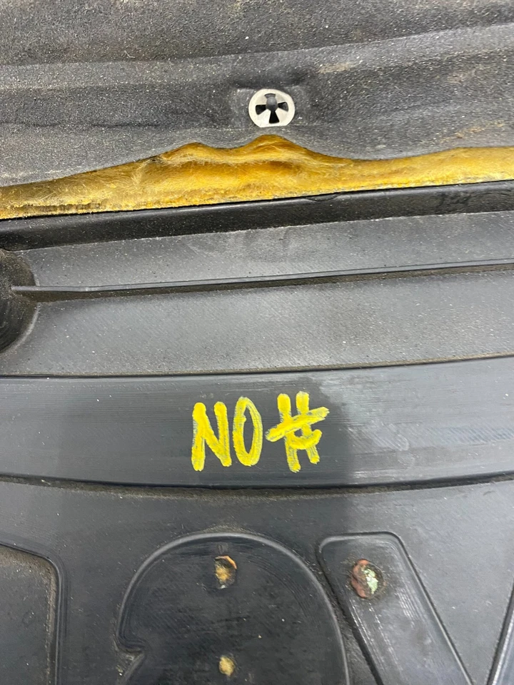 Kia Sorento 2003 a 2006 3,5 L motor V6 tapa tapa tapa OEM E6219 DG1 Foto 2 de 4