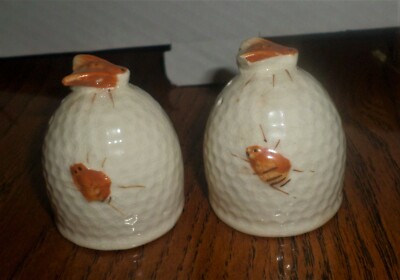 Vintage/ Antique BEE HIVE/ HONEYCOMB Salt & Pepper Shakers (Japan)