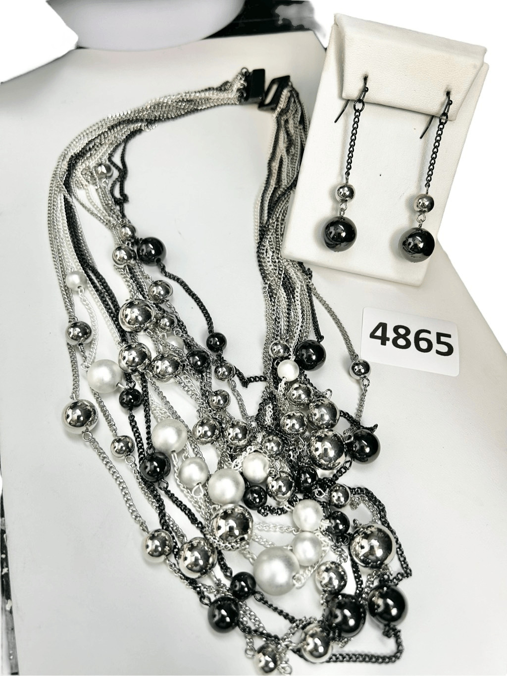 Unsigned multi layered  black and silver beaded n… - image 4