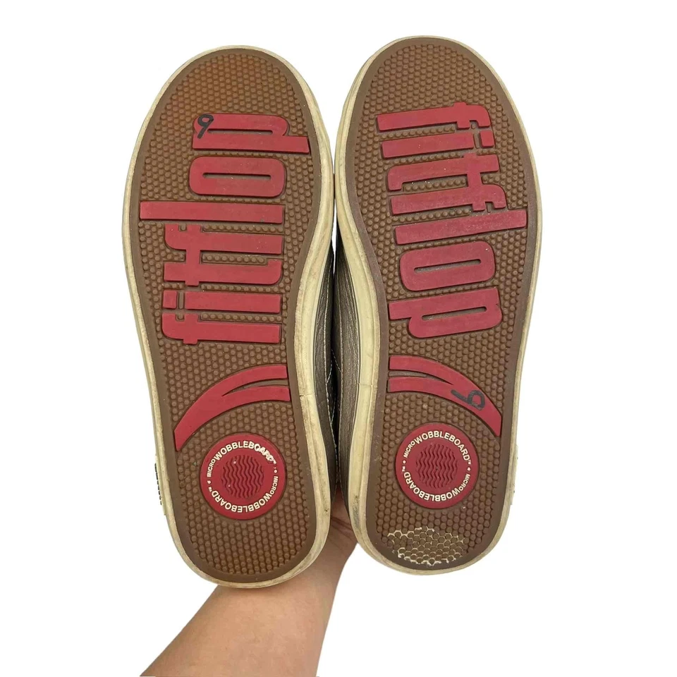 Zapatillas deportivas Fitflop para mujer plateadas metálicas de cuero con cordones talla 9 Foto 2 de 4