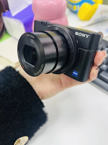 Sony Cyber-Shot DSC-RX100 20.2MP 3.6x Compact Digital Camera English Black - Picture 11 of 13