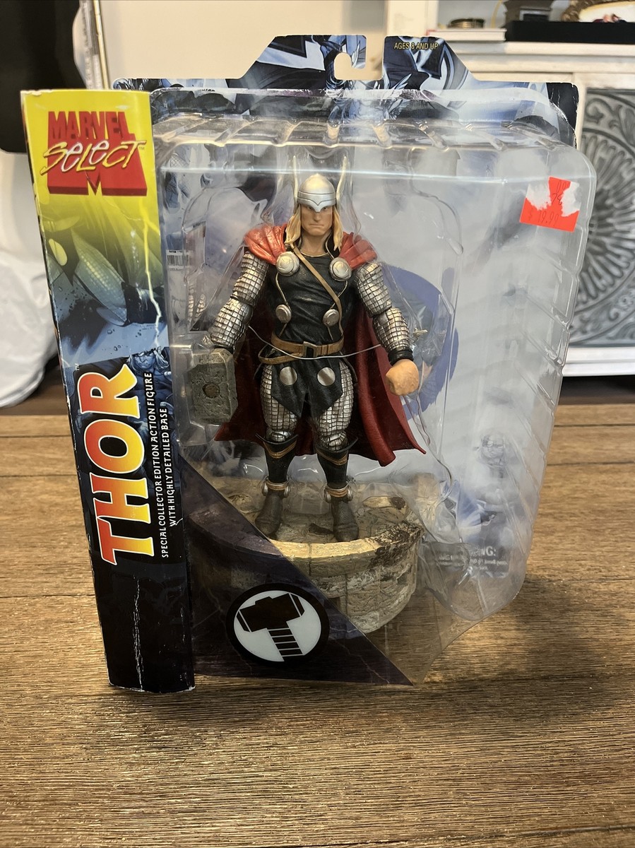 MARVEL STUDIOS THOR コレクティブルフィギュア Amazon.com: Marvel Studios' Thor: Love and Thunder Thor Toy