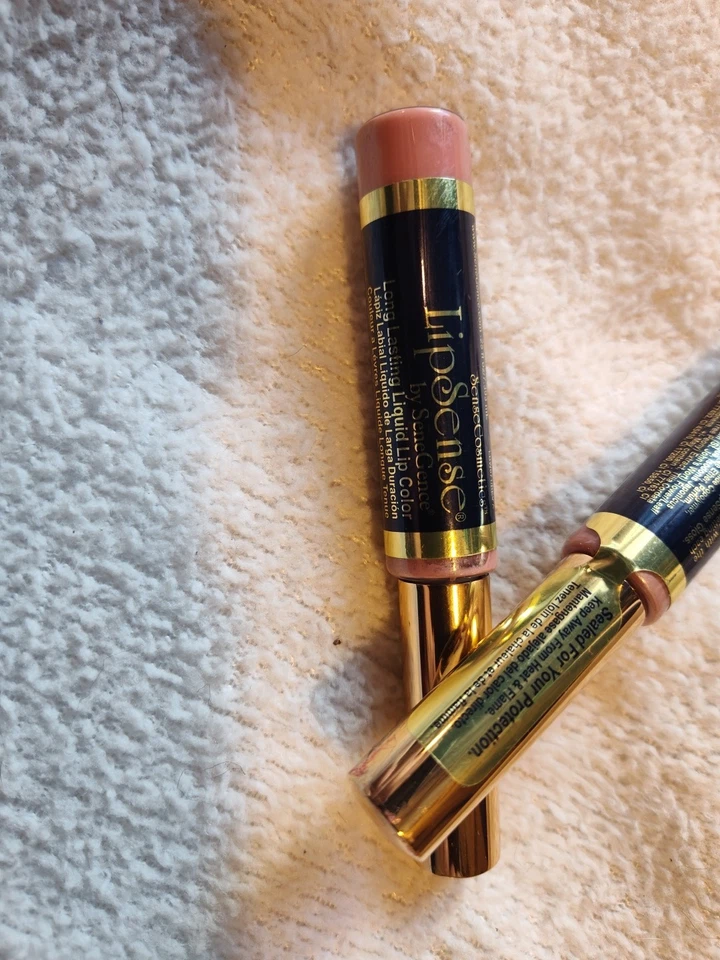 Due colori e lucidi Lipsense di SeneGence - completi/nuovi/sigillati - colore bomba💋 - Immagine 2 di 4