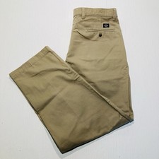 Dockers Pants Mens 36x31 No Wrinkle Khaki Tan Pleated Relaxed Fit Straight
