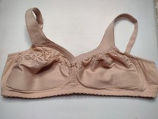 Glamorise MagicLift Support Bra 46B Beige Wireless Wire Free Full Coverage A31