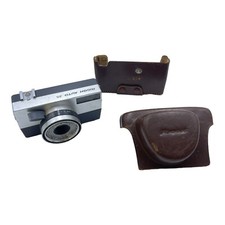 VINTAGE camera, Ricoh auto 35 camera photo, leather case, Japan Untested