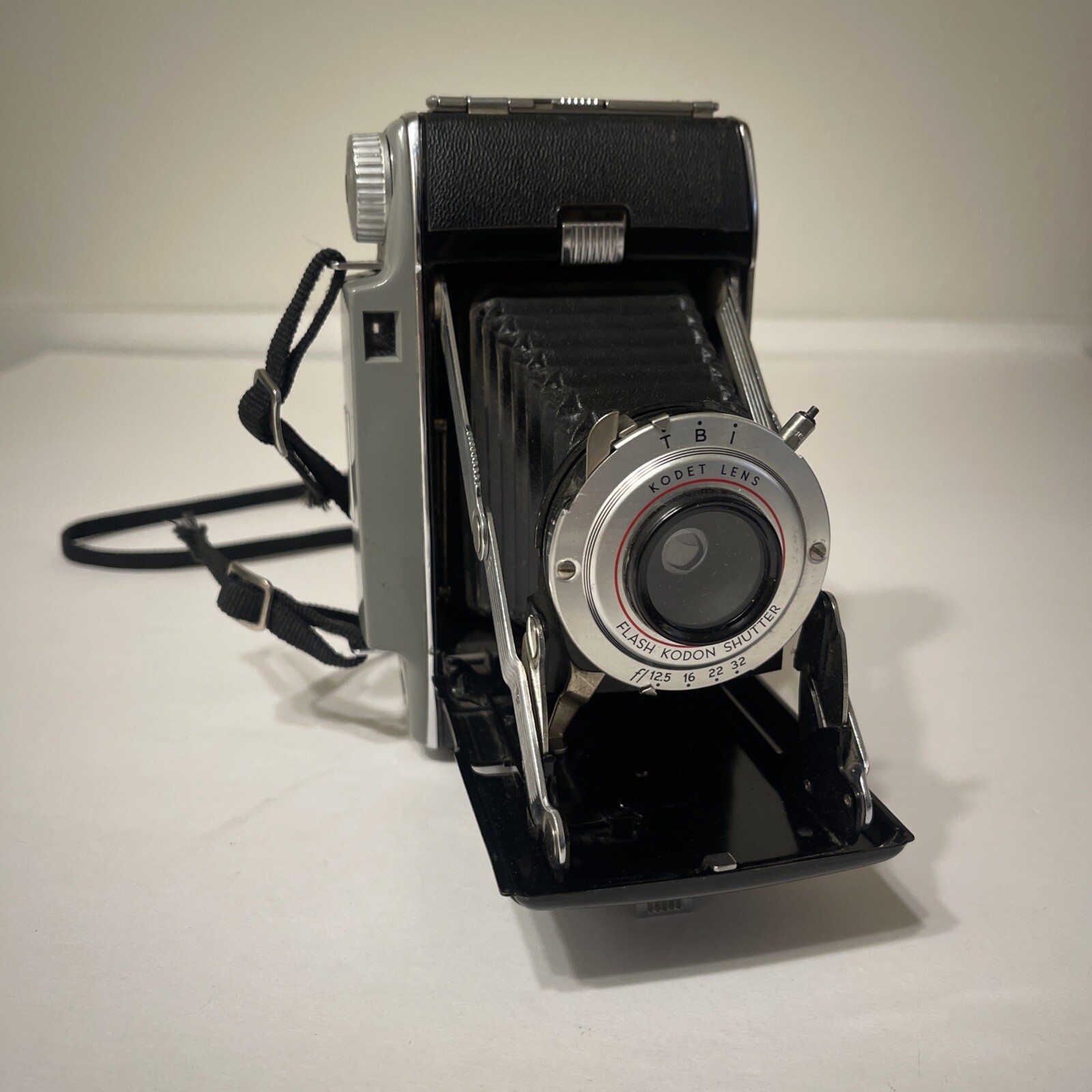 Vintage Kodak Tourist Folding Camera w Kodon Shutter Kodet Lens