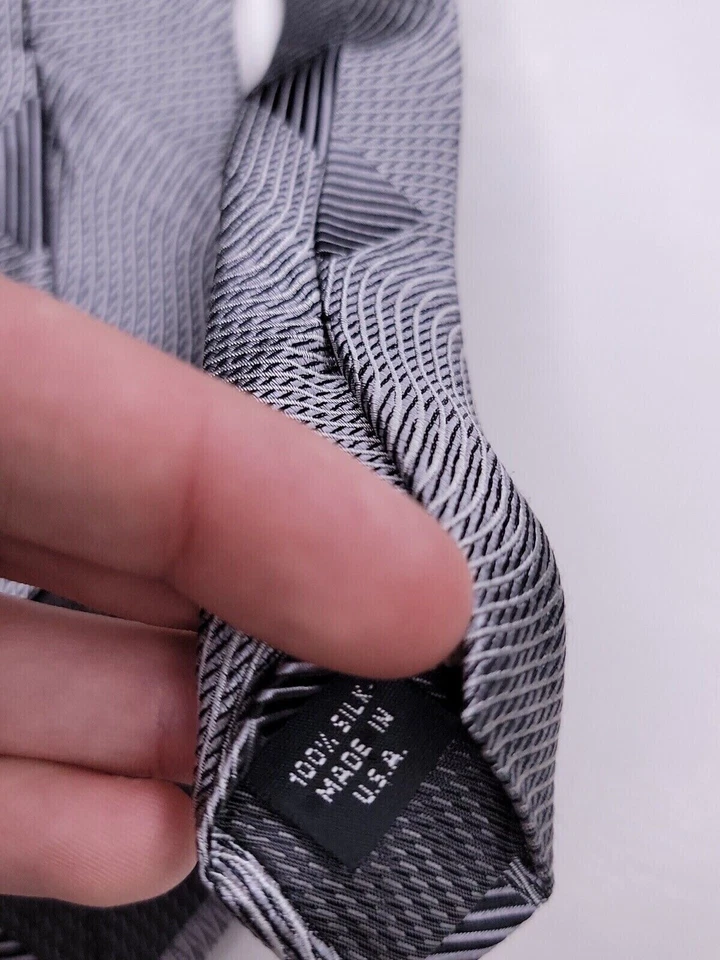 Corbata Formal Carlo Palazzi Niños 50"Lx3"W Plateada Cuello Corbata Foto 4 de 4