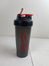 Milwaukee Blender Bottle 28oz Classic Protein Shaker Water Bottle Black And Red