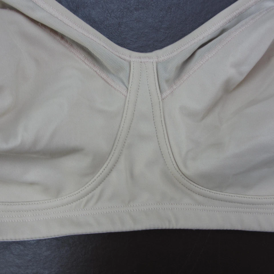 Hanes Bra 38DD Tan Lightly Lined Underwire Adjustable Clasp Back - Image 3 of 4
