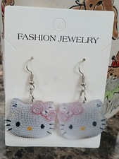 New Traditional Hello Kitty Head Acrylic Dangle Drop Earrings