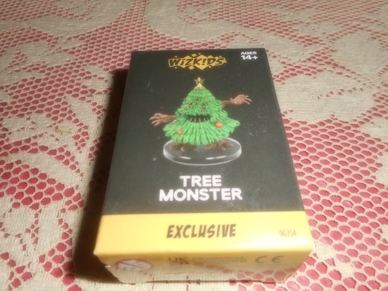 WIZKIDS 96354, EXCLUSIVE TREE MONSTER PRE-PAINTED MINIATURE
