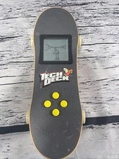 VINTAGE TECH DECK ELECTRONIC HANDHELD SKATEBOARD GAME