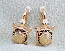 14KYG Turtle Earrings