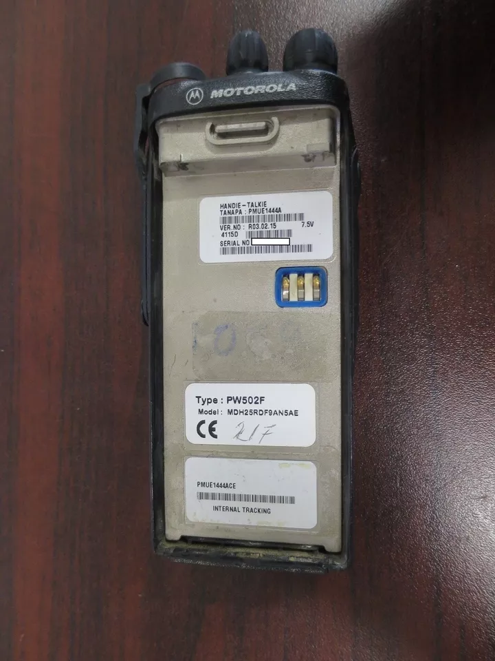 MOTOROLA GP360 HANDIE-TALKIE UHF Portable 2-Way Radio MDH25RDF9AN5AE TYPE PW502F - Image 4 of 4