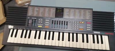 YAMAHA PSS-390 PORTA SOUND VINTAGE KEYBOARD WITH DIGITAL
