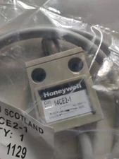 1 pcs  HONYEWELL 14CE2-1 Limit switch