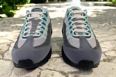 nike grey and turquoise shoes