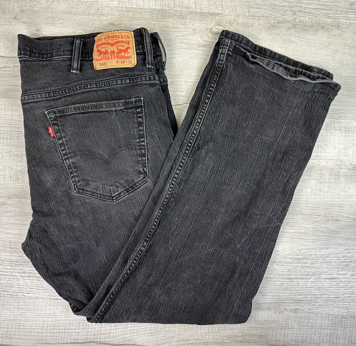 Levi's 569 Jeans Black Denim Pants Mens Tag Size 38X32 (Actual