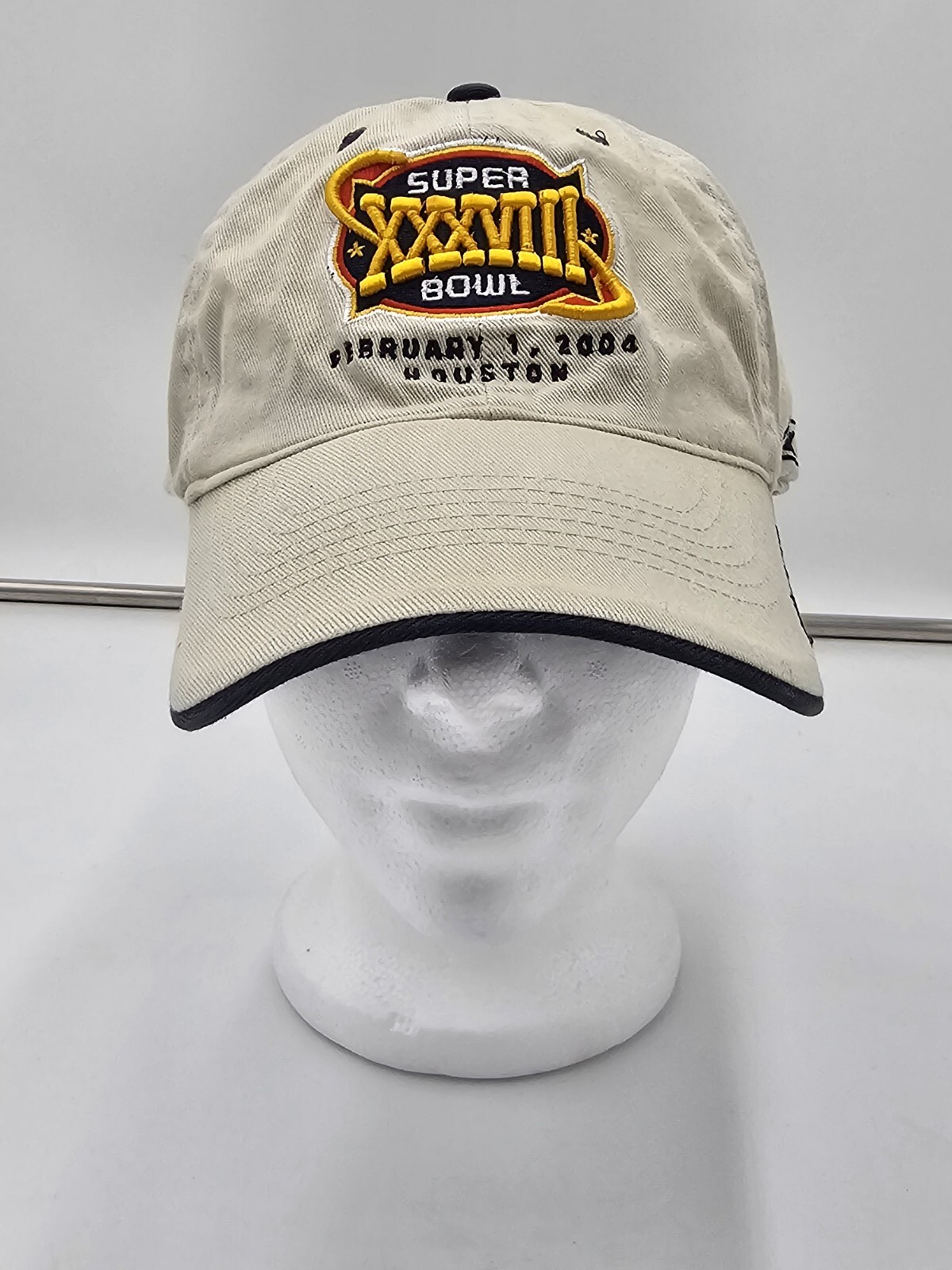 Vintage 2004 Super Bowl XXXVIII NFL Tan Hat Houston Reebok