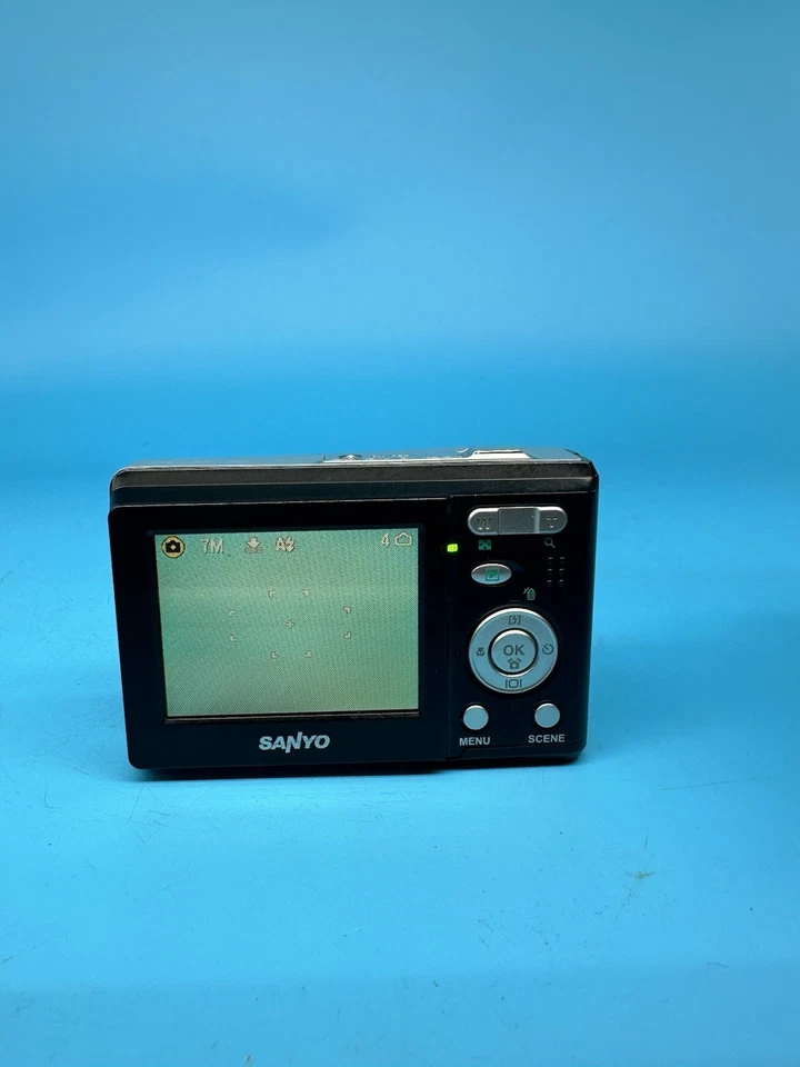 Sanyo VPC-S770EX 7.1MP Digital Camera, Black - Tested - Image 3 of 4